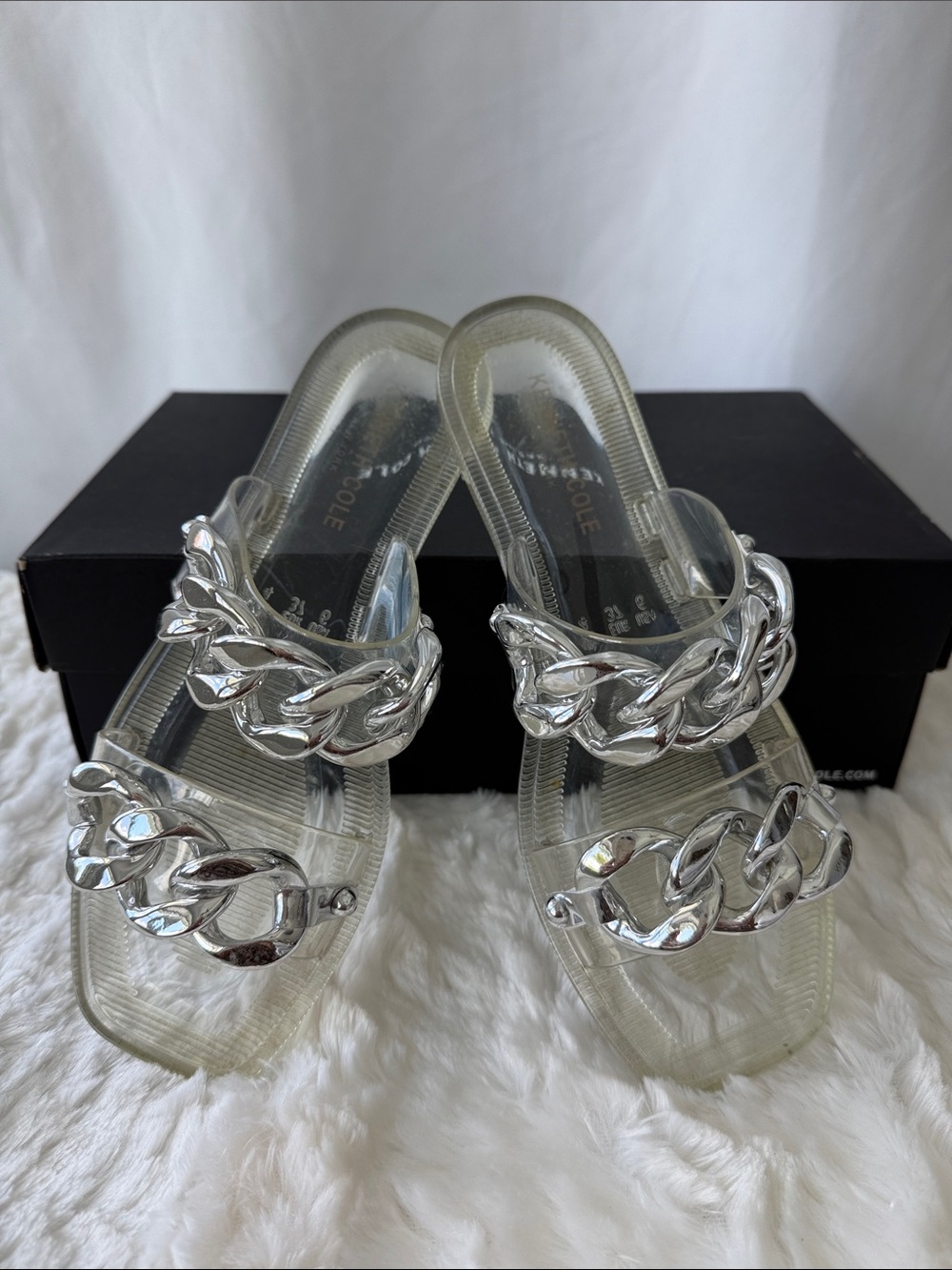Kenneth Cole Naveen Chain Jelly Slide Sandals